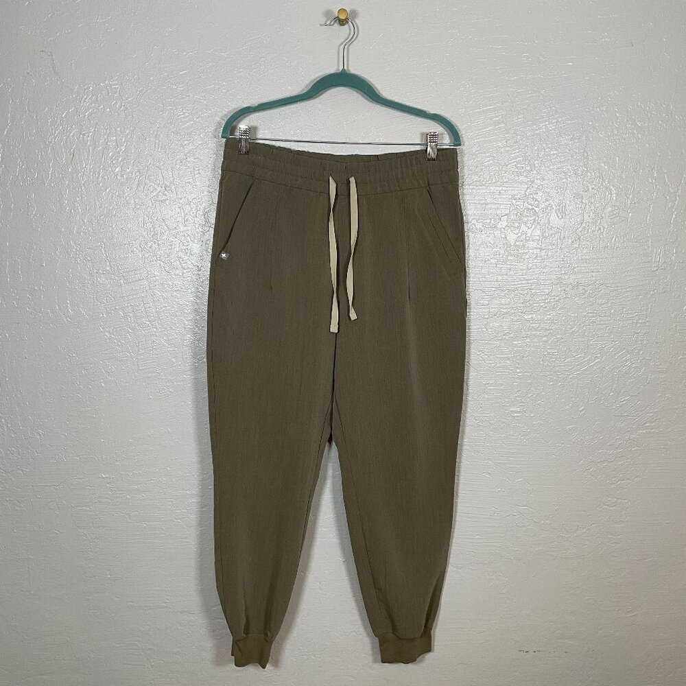 Figs Women Petite LP Gray Green Tatu Jogger Technical Collection Scrub Pants